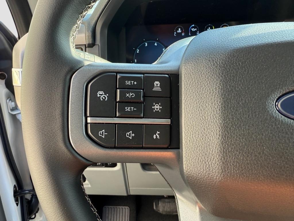 new 2025 Ford F-150 car, priced at $50,703