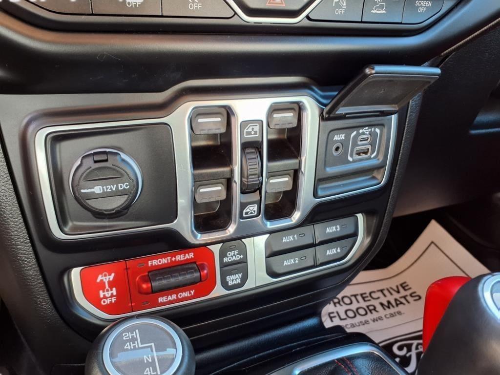 used 2022 Jeep Wrangler Unlimited car, priced at $38,989