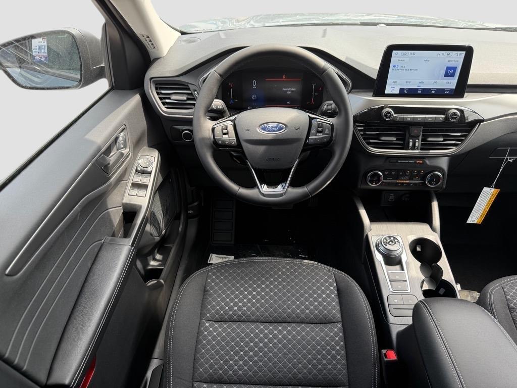 new 2025 Ford Escape car, priced at $29,875