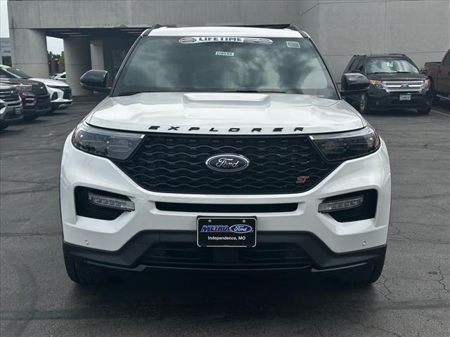 new 2024 Ford Explorer car, priced at $59,059