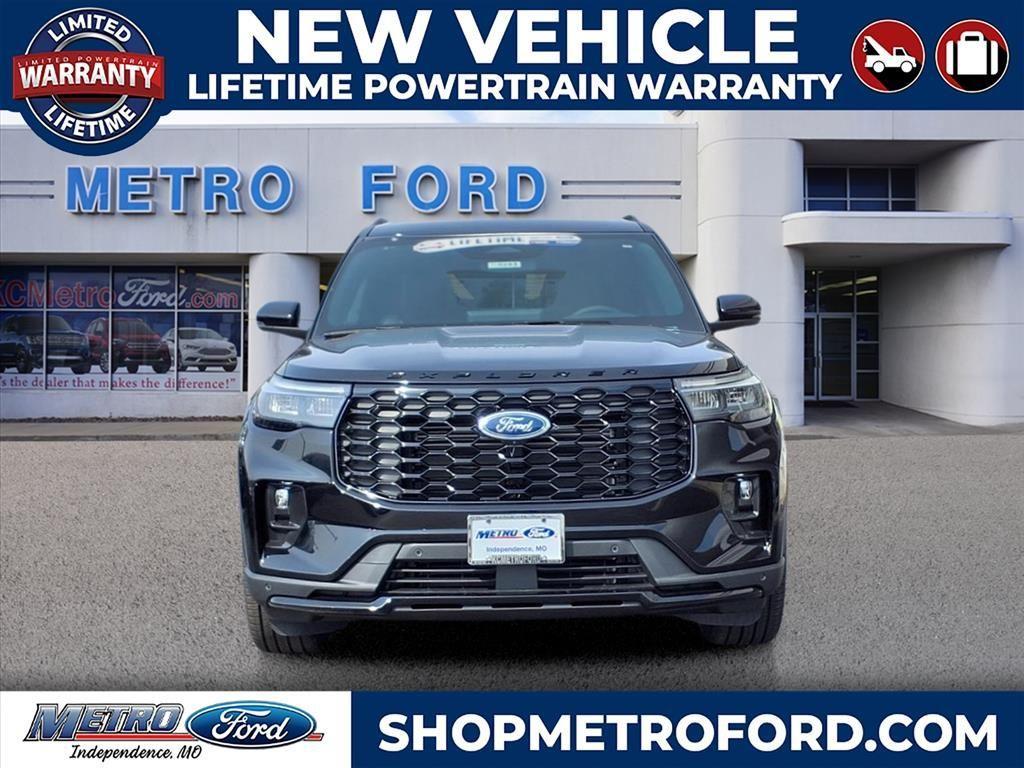 new 2025 Ford Explorer car, priced at $49,316