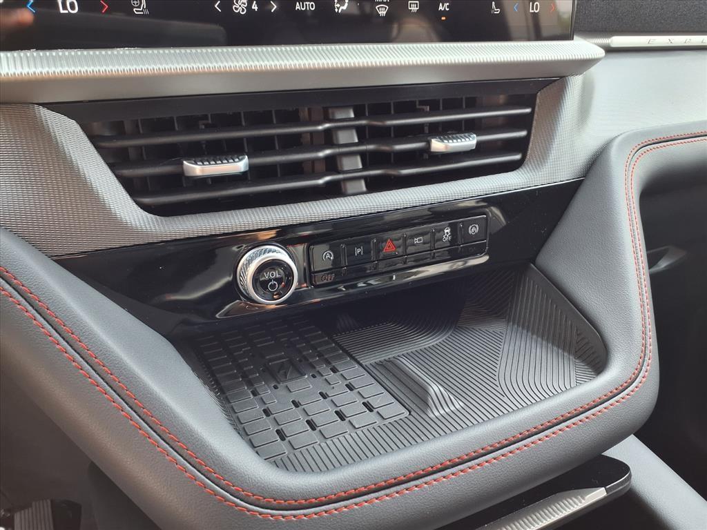 new 2025 Ford Explorer car, priced at $49,316