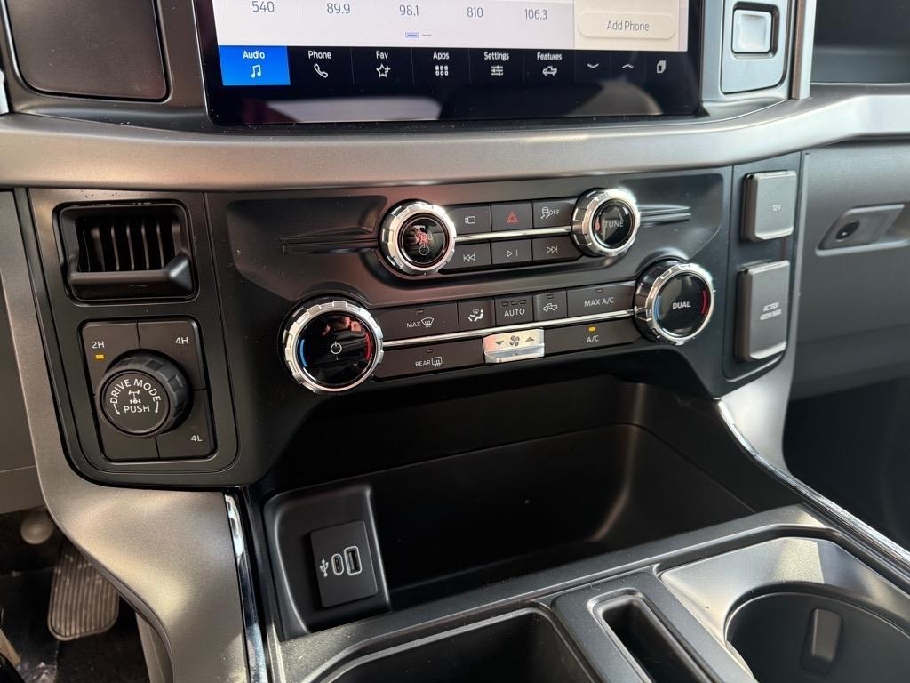 new 2025 Ford F-150 car, priced at $48,672