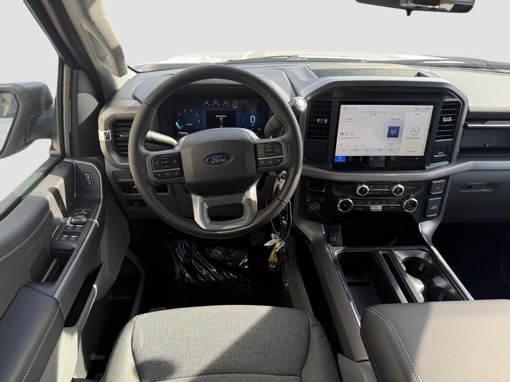 new 2025 Ford F-150 car, priced at $48,672