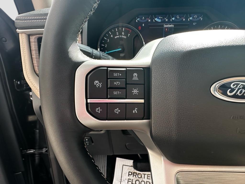 new 2024 Ford Expedition Max car, priced at $69,608