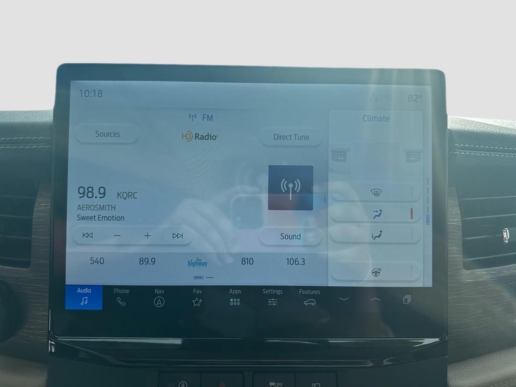 new 2024 Ford Expedition Max car, priced at $69,608