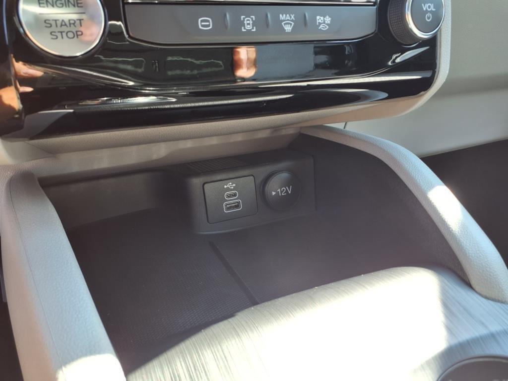 new 2025 Ford Escape car, priced at $31,968
