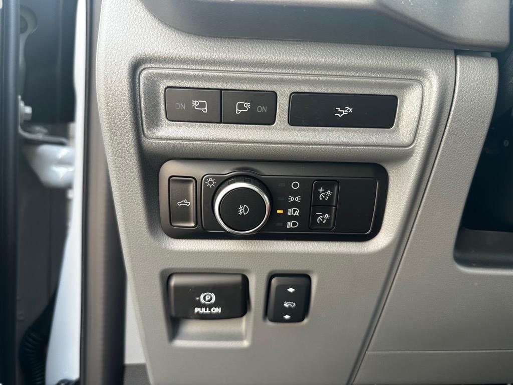 new 2024 Ford F-150 car, priced at $59,379