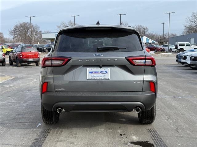 new 2025 Ford Escape car, priced at $33,102