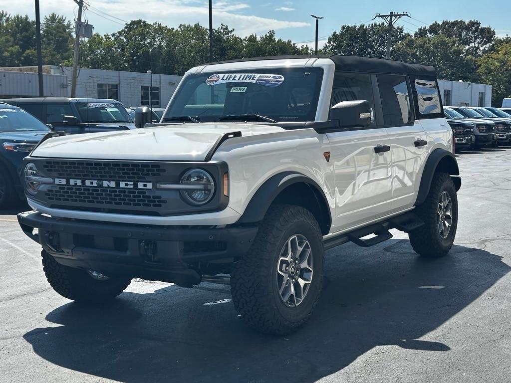 new 2024 Ford Bronco car, priced at $58,168