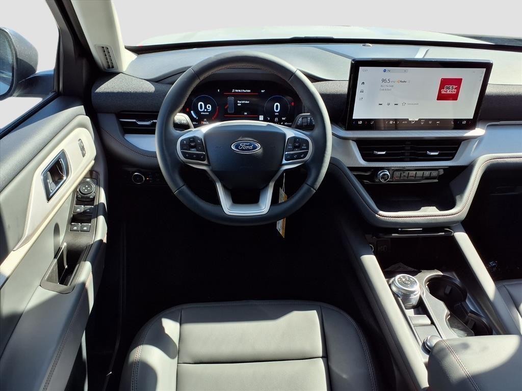 new 2025 Ford Explorer car, priced at $46,058