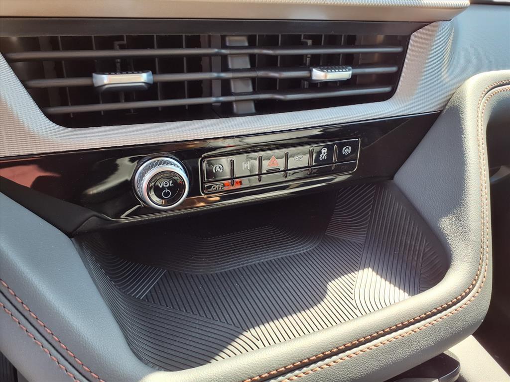 new 2025 Ford Explorer car, priced at $46,058