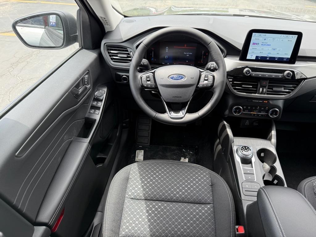 new 2025 Ford Escape car, priced at $29,882