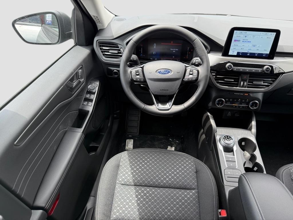 new 2025 Ford Escape car, priced at $29,882