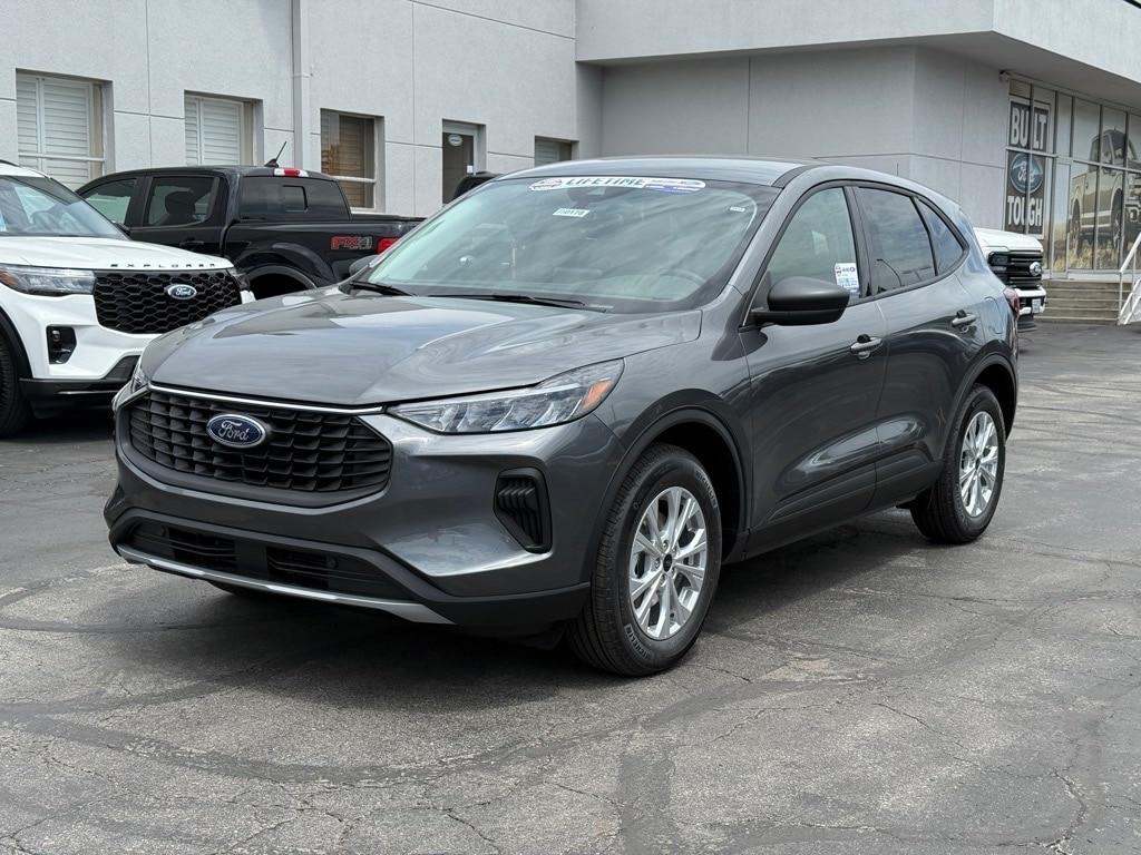 new 2025 Ford Escape car, priced at $29,882