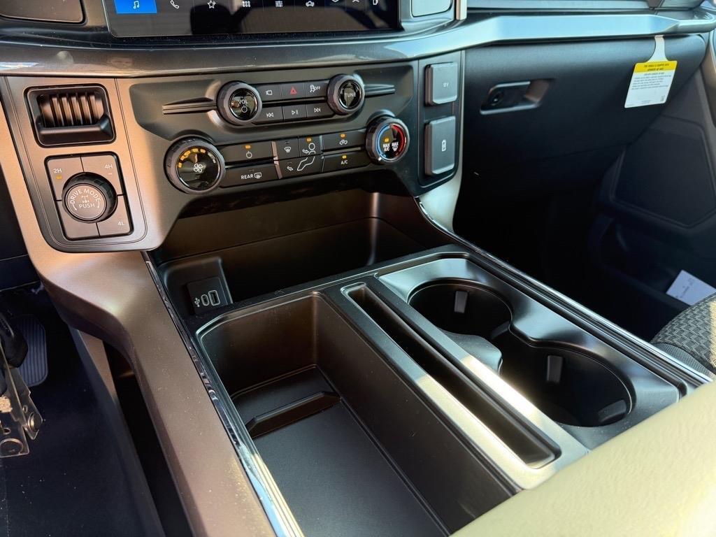 new 2025 Ford F-150 car, priced at $49,933