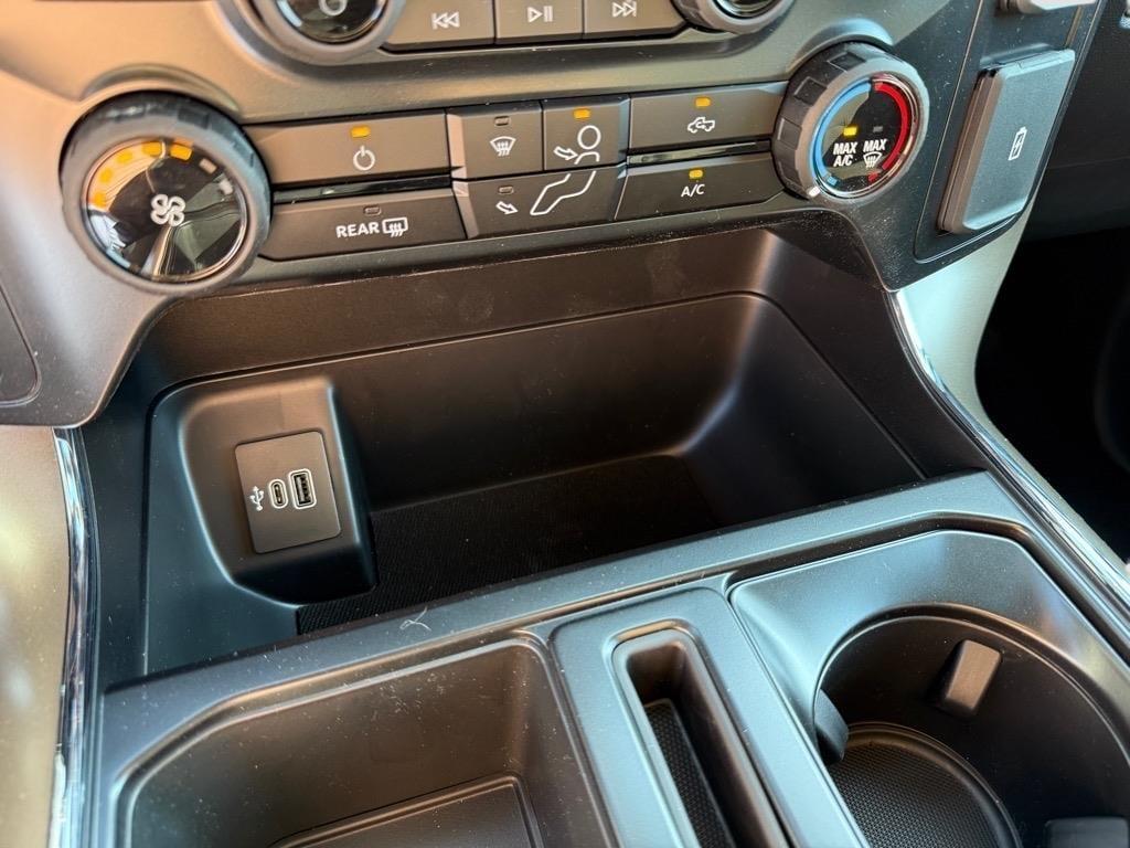 new 2025 Ford F-150 car, priced at $49,933