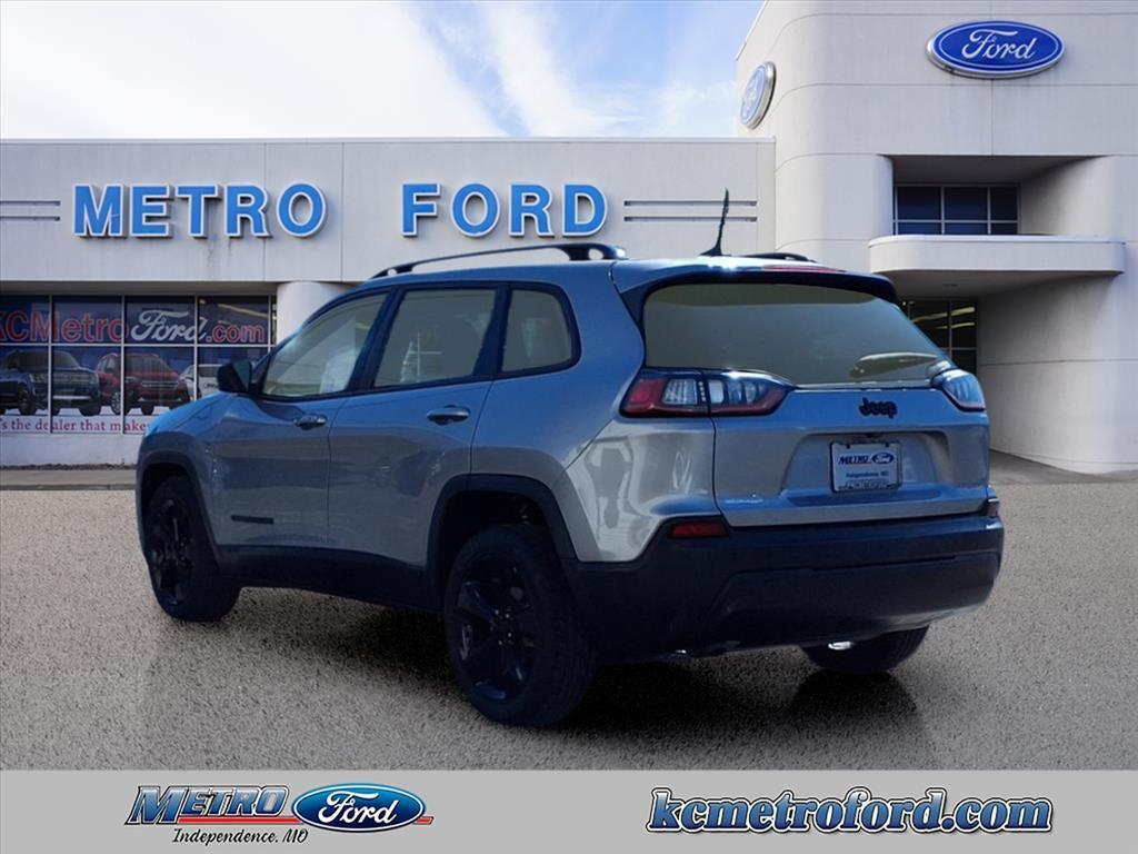 used 2019 Jeep Cherokee car, priced at $12,489