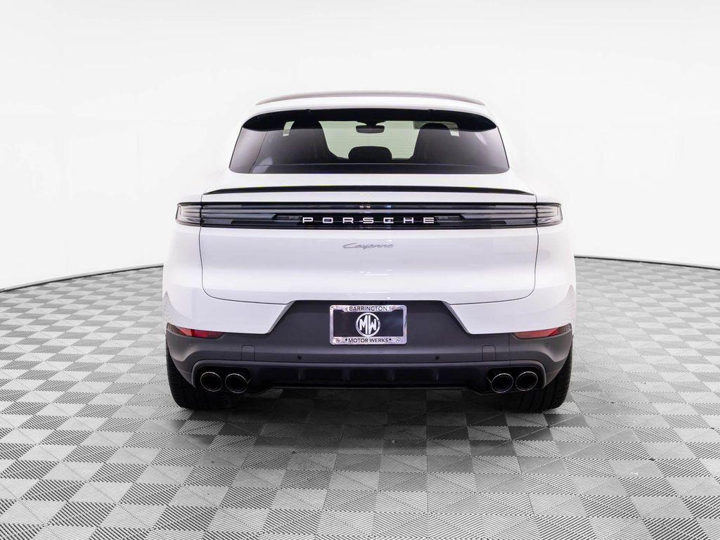 new 2025 Porsche Cayenne car