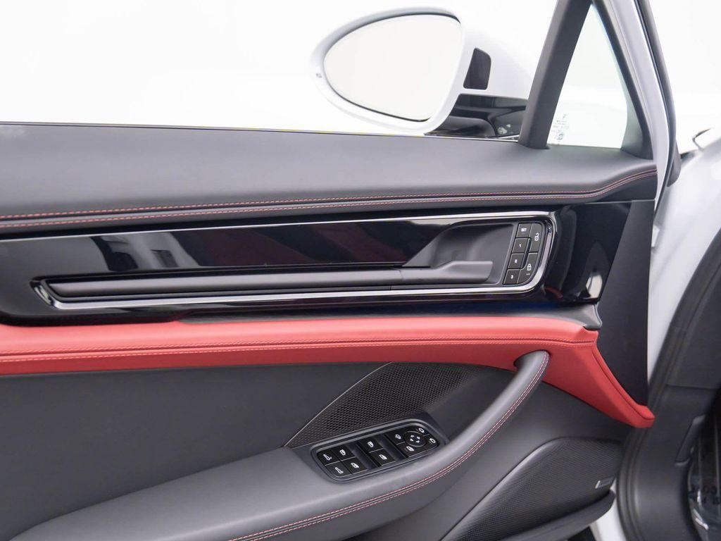 new 2025 Porsche Panamera car, priced at $146,325