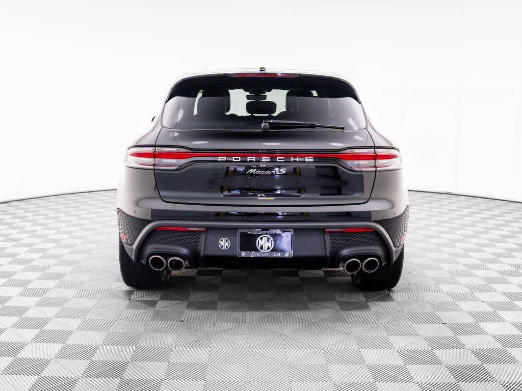 new 2025 Porsche Macan car