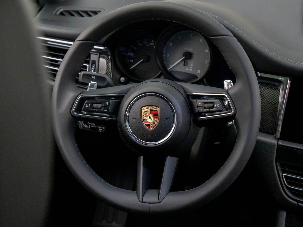 new 2025 Porsche Macan car