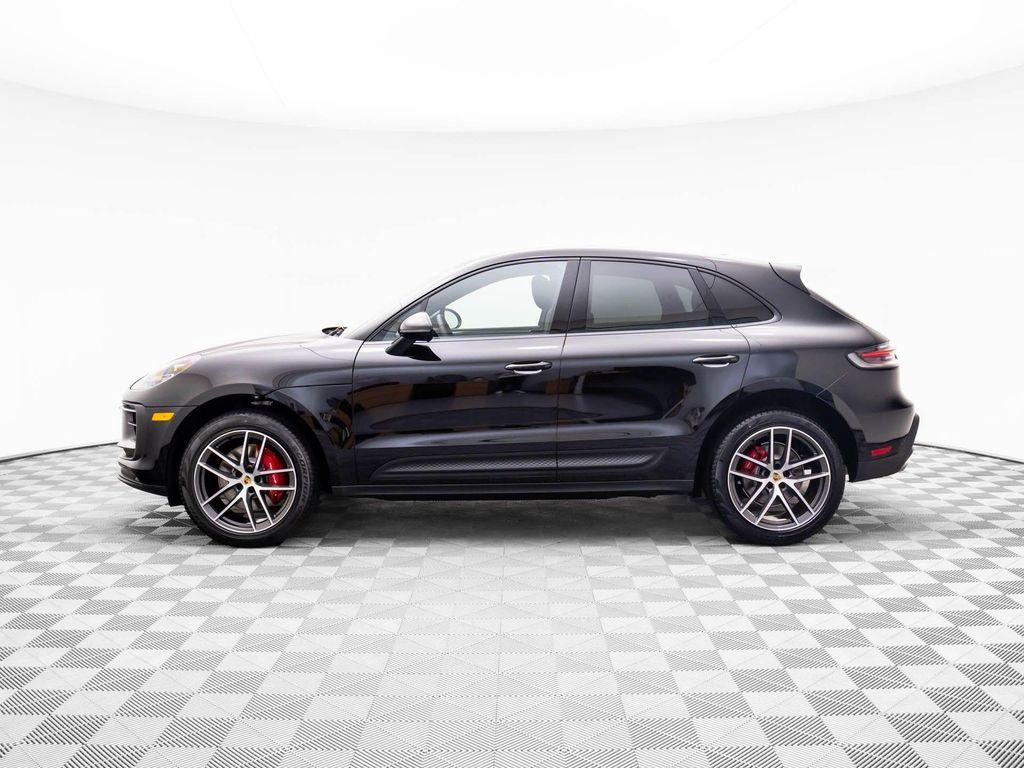 new 2025 Porsche Macan car