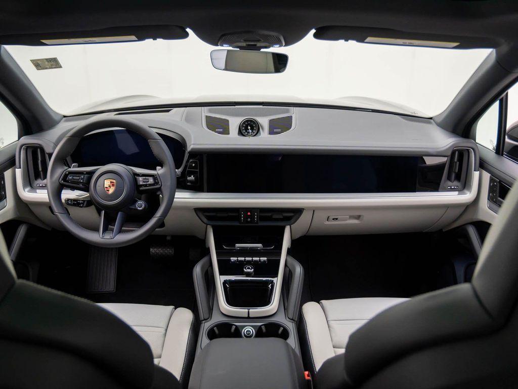 new 2025 Porsche Cayenne car