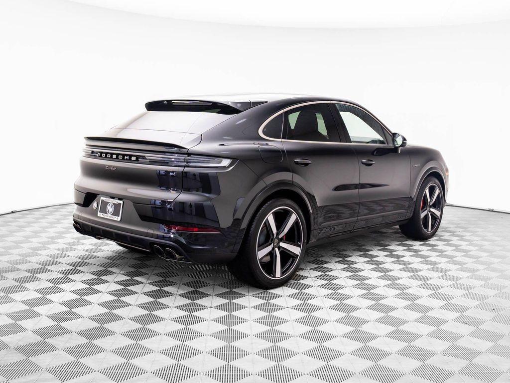 new 2025 Porsche Cayenne car