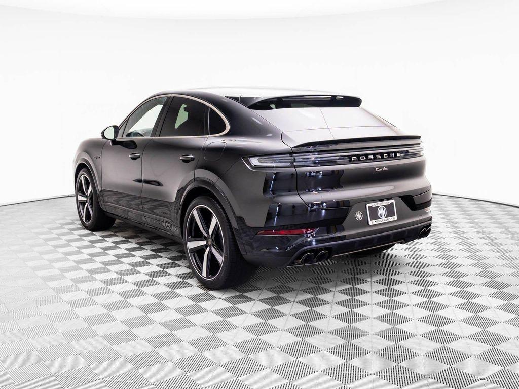 new 2025 Porsche Cayenne car