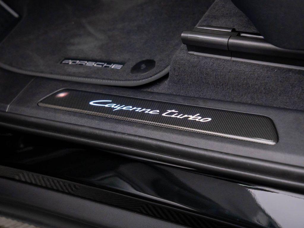 new 2025 Porsche Cayenne car