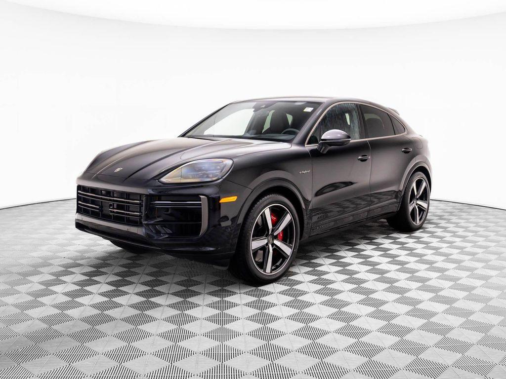 new 2025 Porsche Cayenne car