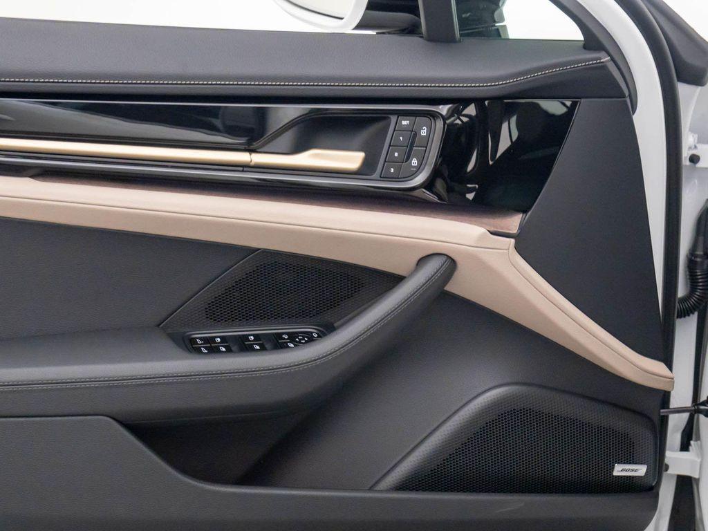 new 2025 Porsche Panamera car, priced at $139,535
