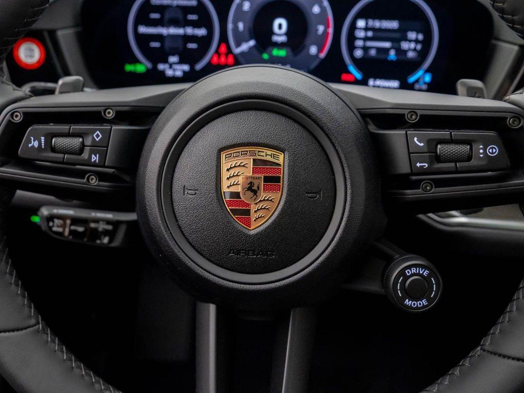 new 2025 Porsche Cayenne car, priced at $121,455