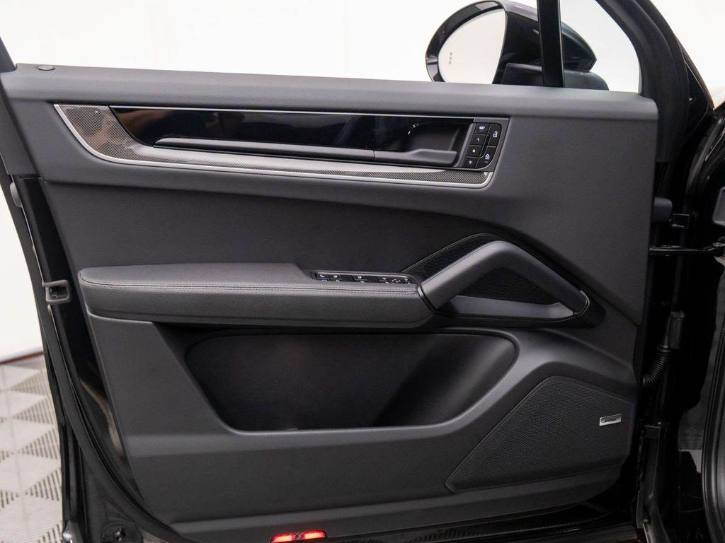 new 2025 Porsche Cayenne car, priced at $121,455