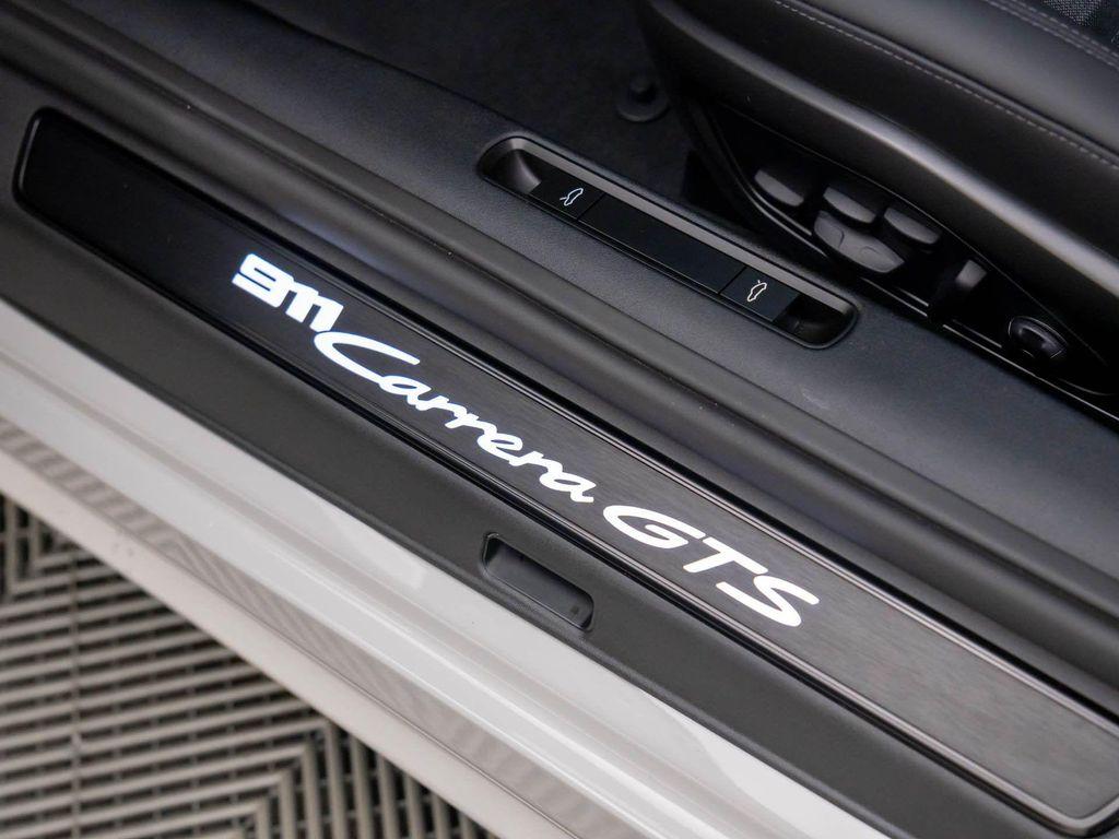 new 2026 Porsche 911 car, priced at $225,850