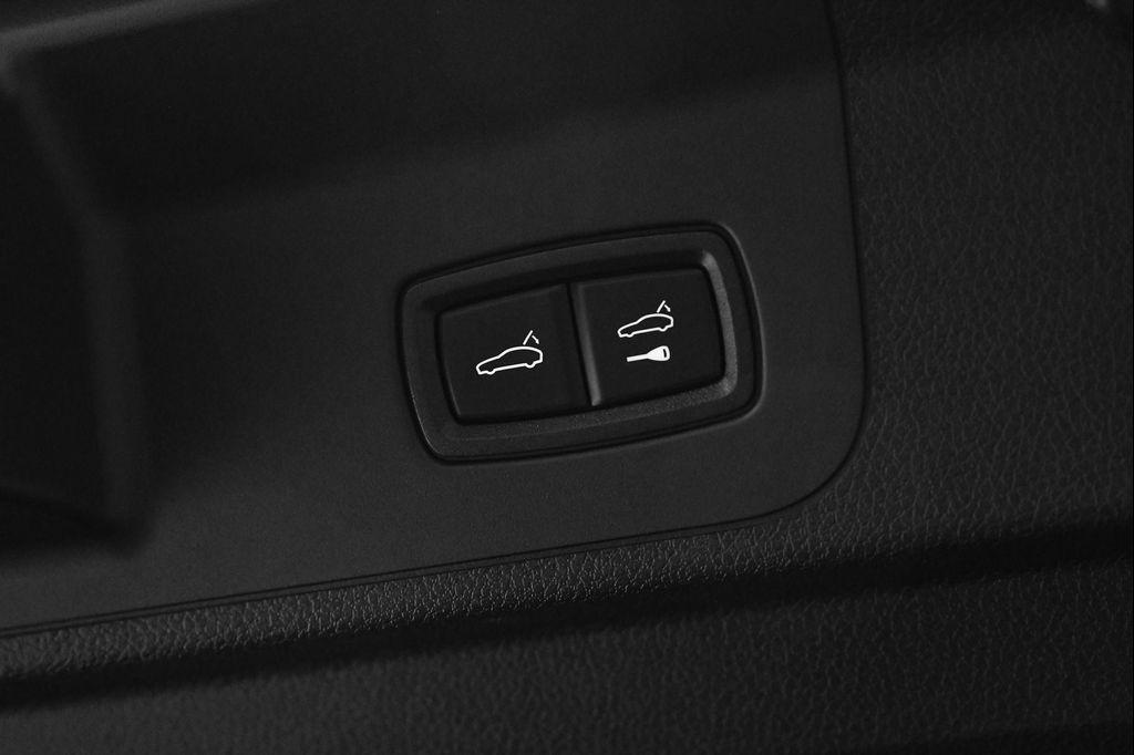 used 2022 Porsche Panamera car, priced at $82,900