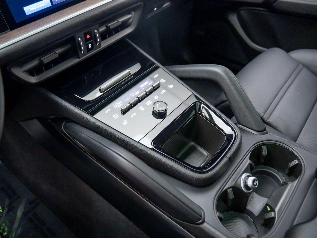 used 2024 Porsche Cayenne car, priced at $106,991