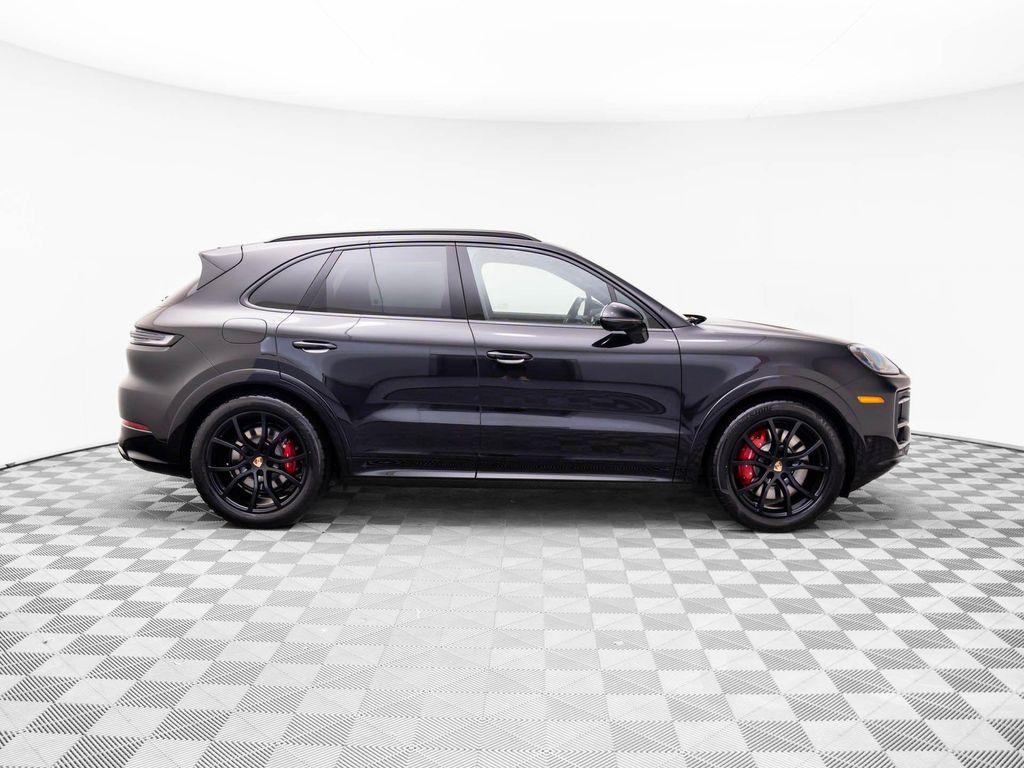 new 2026 Porsche Cayenne car