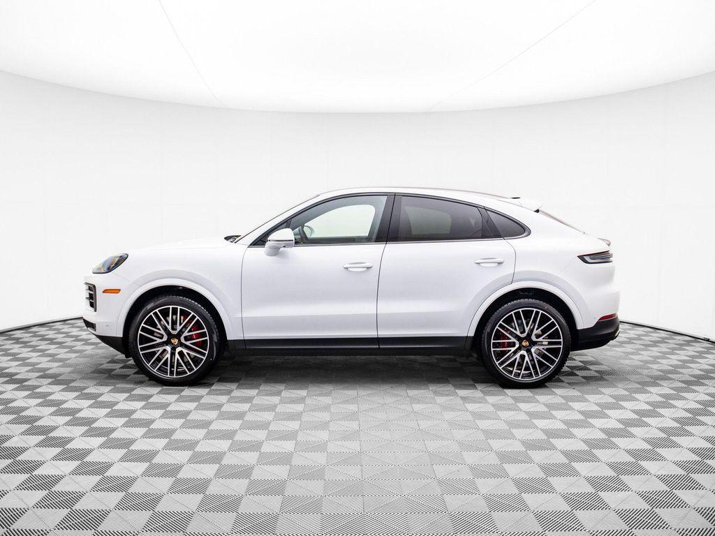 new 2025 Porsche Cayenne car