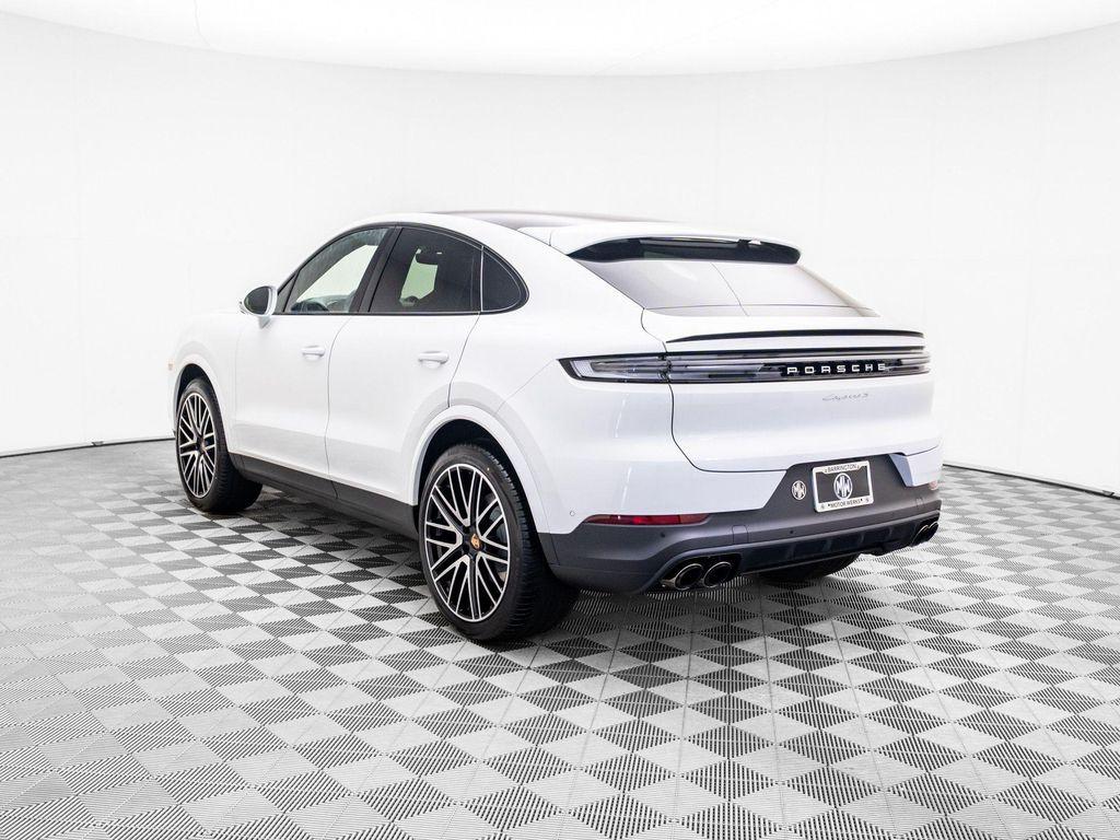 new 2025 Porsche Cayenne car