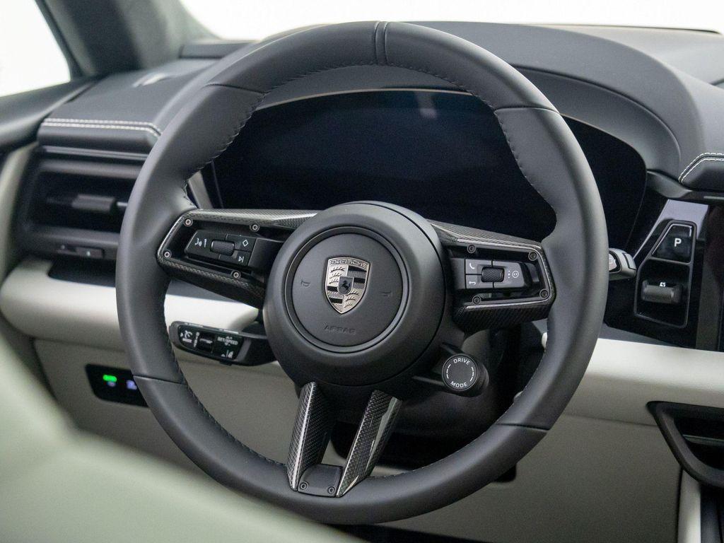 new 2025 Porsche Macan car