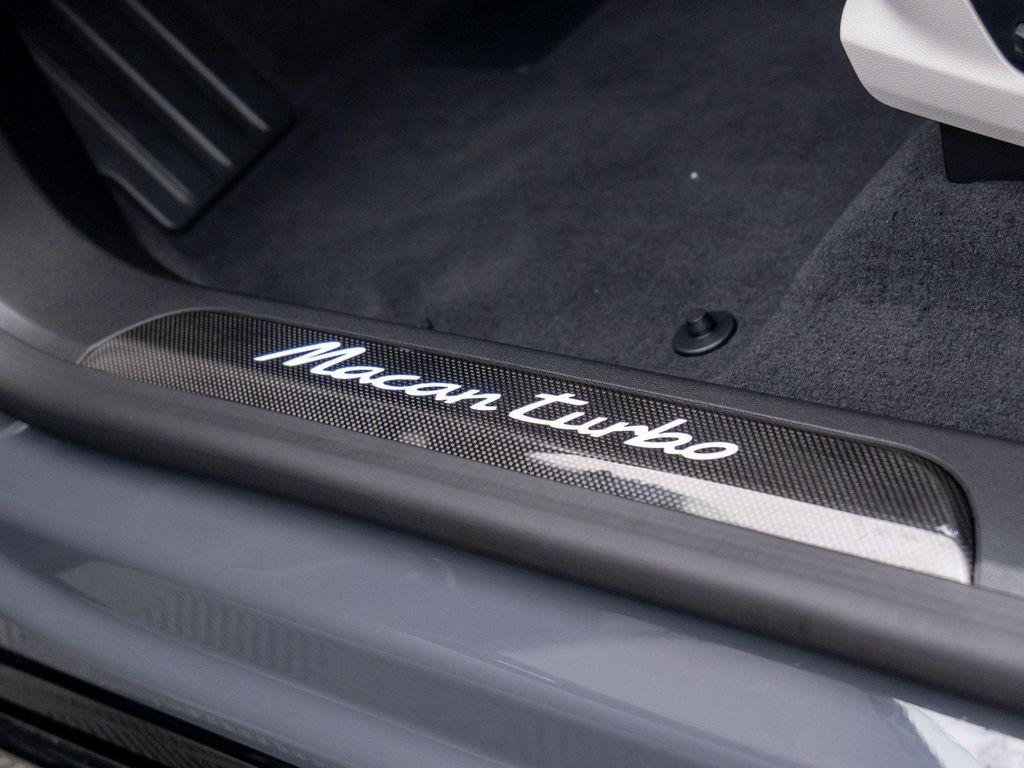new 2025 Porsche Macan car