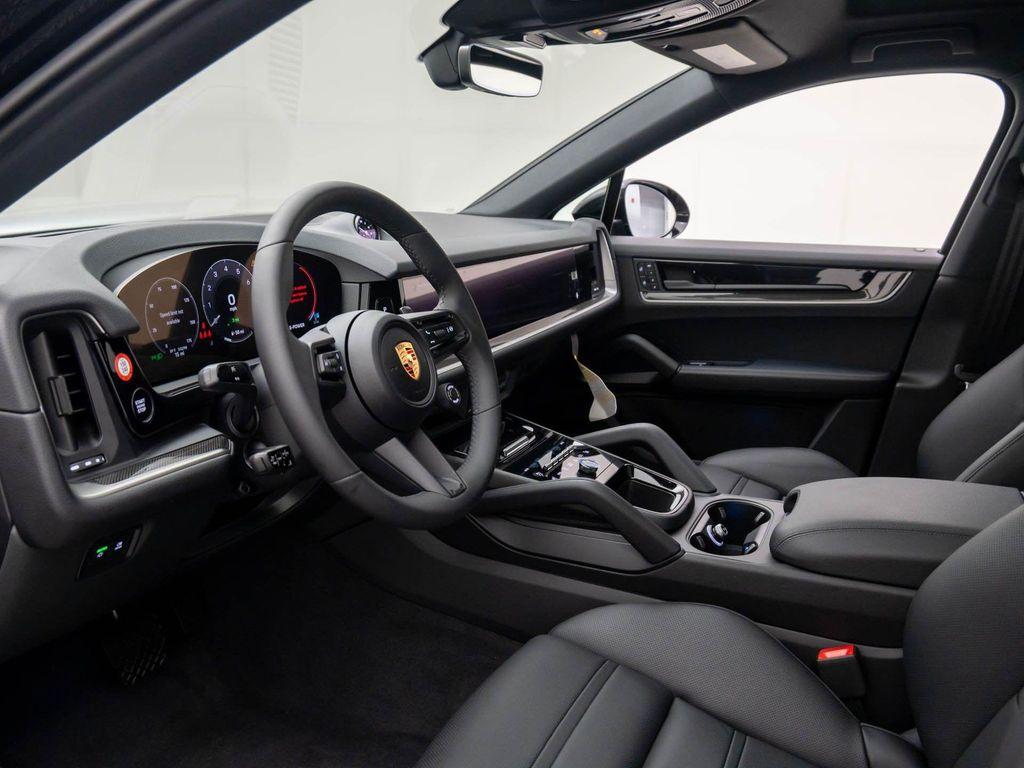 new 2025 Porsche Cayenne car, priced at $121,495