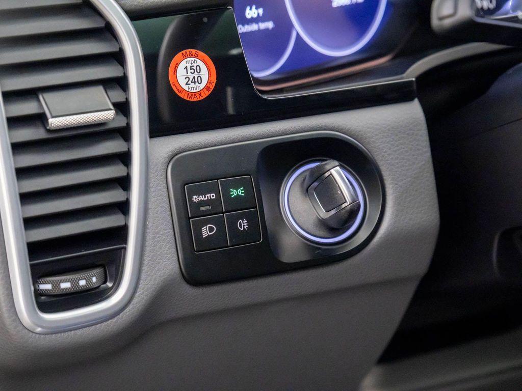 used 2023 Porsche Cayenne car, priced at $65,900