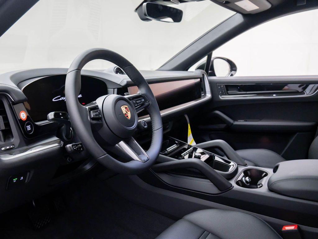 new 2025 Porsche Cayenne car