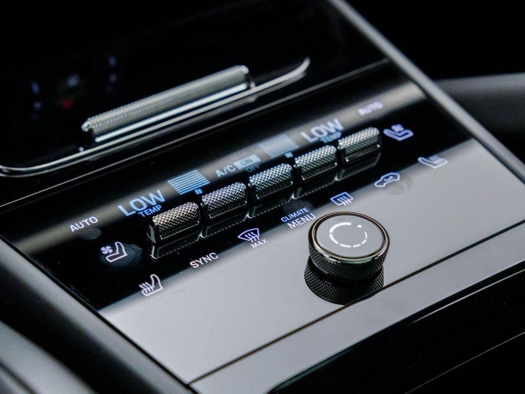 new 2025 Porsche Cayenne car
