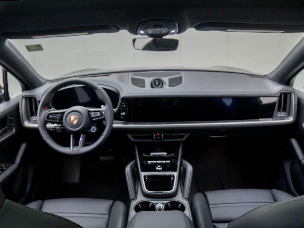new 2025 Porsche Cayenne car