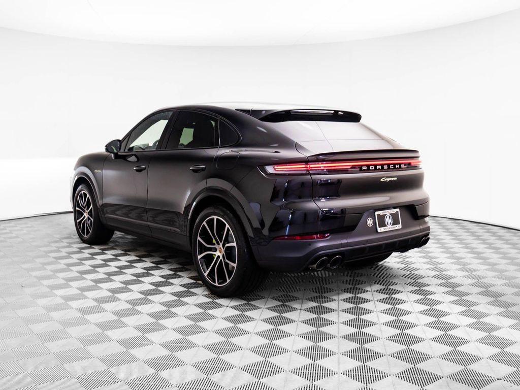 new 2025 Porsche Cayenne car