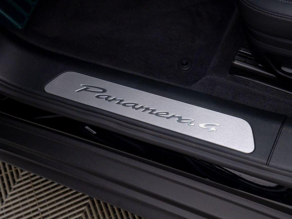 new 2025 Porsche Panamera car